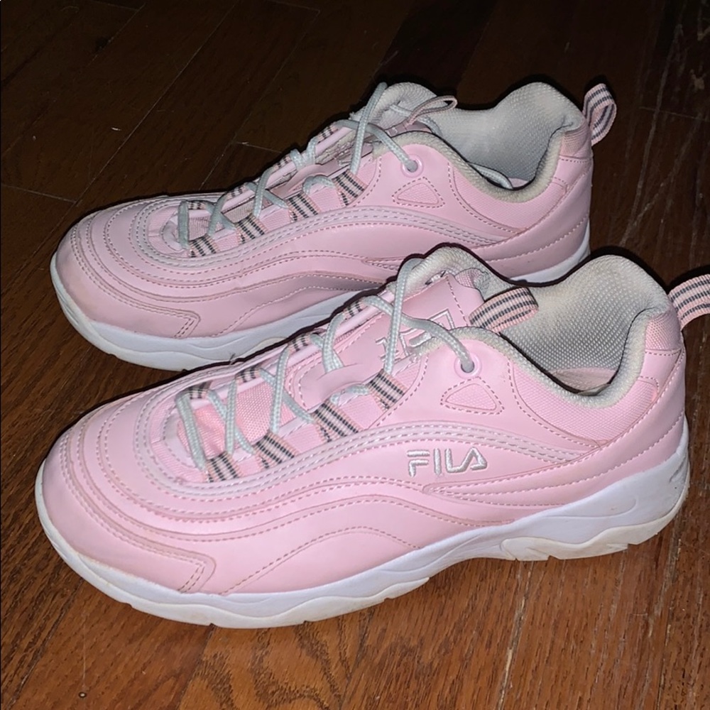 light pink filas